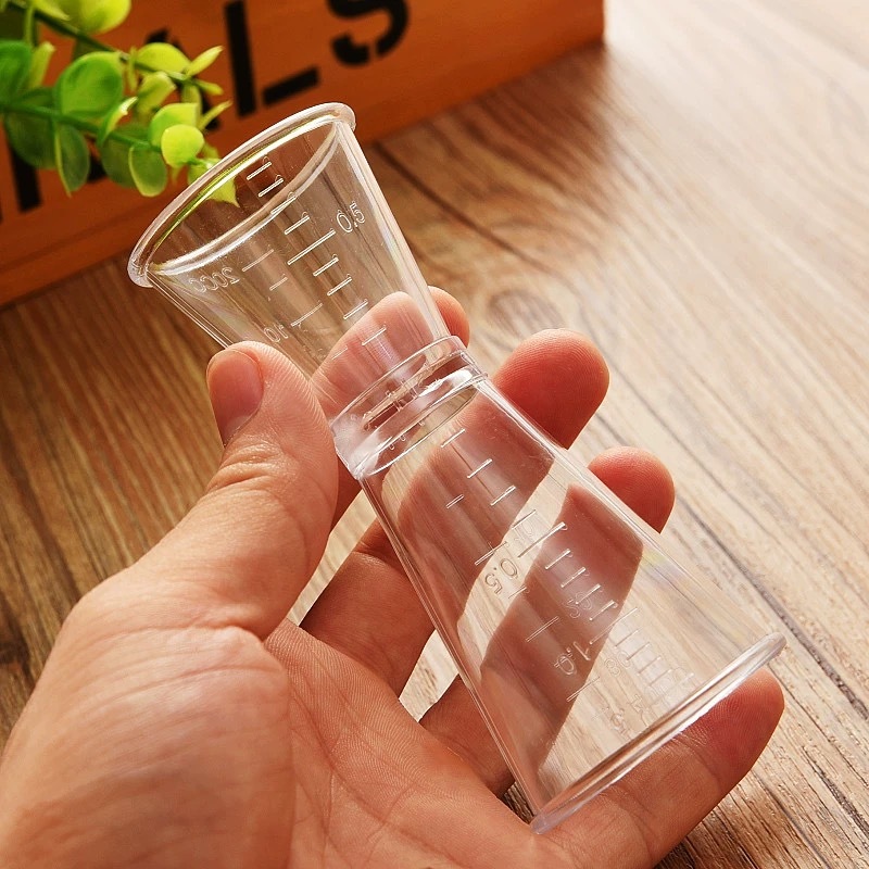 测量杯  measuring cup